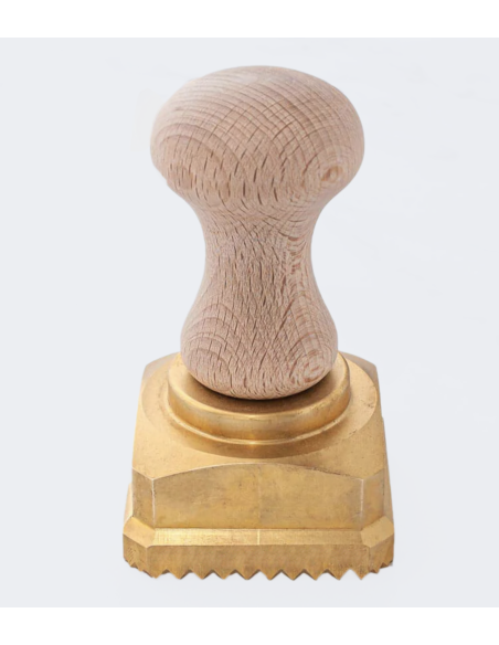 Stampo ravioli in ottone quadro mm 60 con estrattore