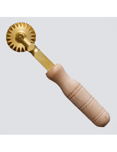 Rotella tagliapasta in ottone festonata