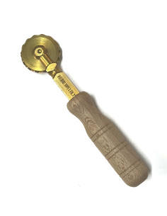 Rotella tagliapasta in ottone - taglio ondulato